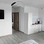Apartment Sea Spray Sermiescio 28