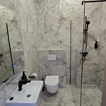 Sea Spray Sermiescio 28 Apartment *