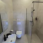 Apartment Sea Spray Sermiescio 28 *