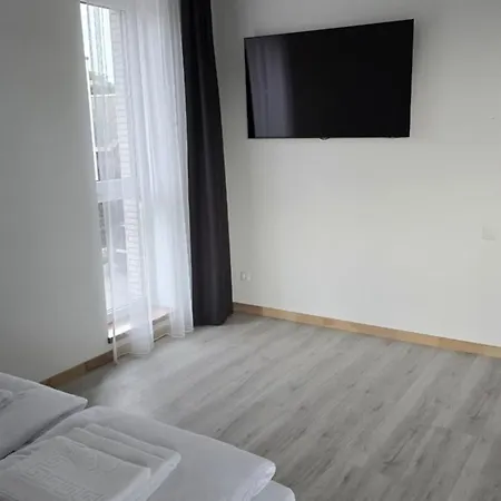 Sea Spray Sermiescio 28 דירה פלאנגה