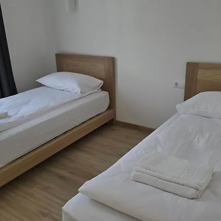 Sea Spray Sermiescio 28 דירה *