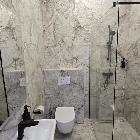 Sea Spray Sermiescio 28 דירה