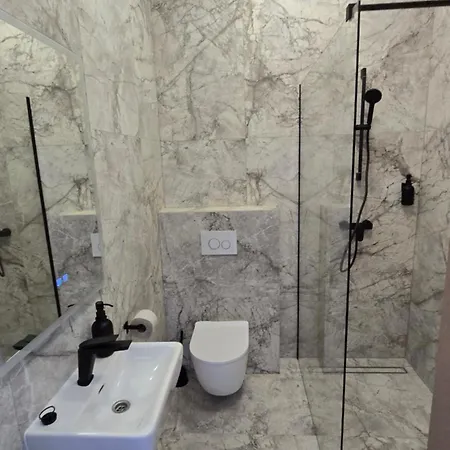 Sea Spray Sermiescio 28 דירה *