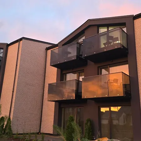 Sea Spray Sermiescio 28