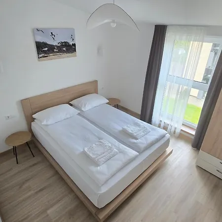 Appartement Sea Spray Sermiescio 28 *