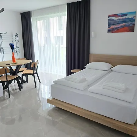 Appartement Sea Spray Sermiescio 28 *