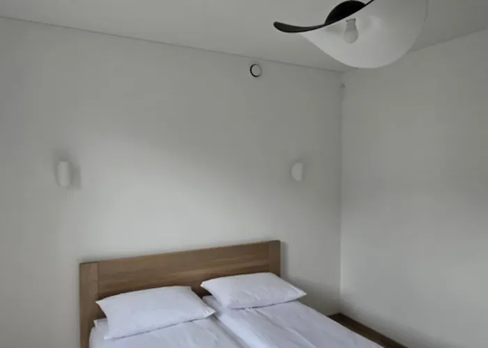 شقة Sea Spray Sermiescio 28 *