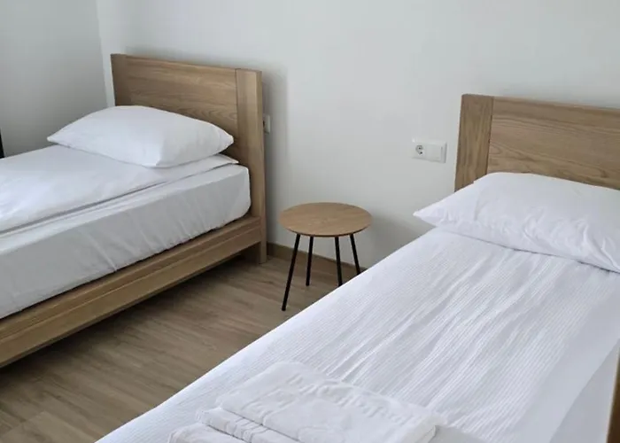 Sea Spray Sermiescio 28 بالانغا