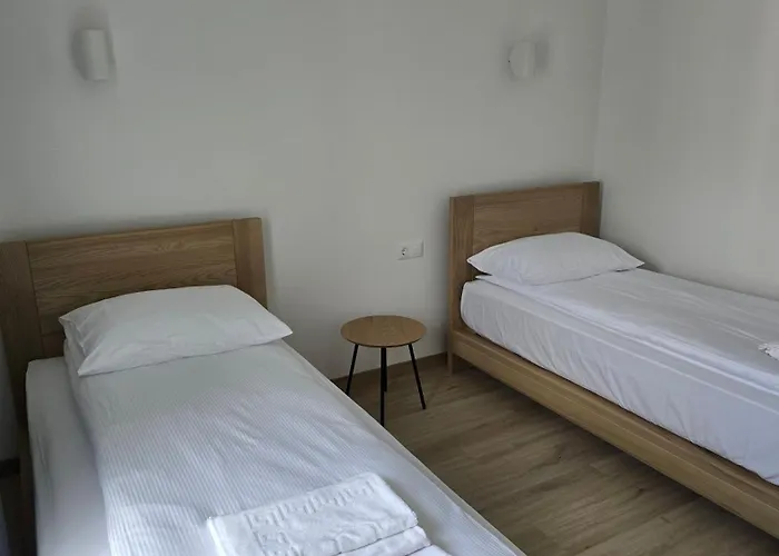 Sea Spray Sermiescio 28 بالانغا